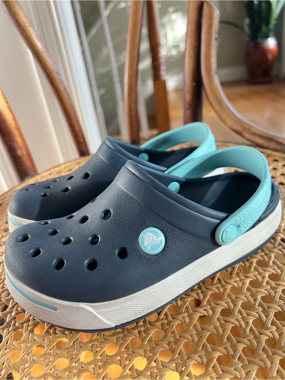 CROCS Kids Navy and Light Blue Classic Clogs Size c12/13 - Picture 11 of 12